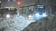 Kuljettajapulan lisäksi Helsingin joukkoliikenteen kiusana ovat viime aikoina olleet haastavat sääolot.