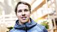 Arsi Ruuskanen sai lisää itseluottamusta ennen joulua, kun hän sijoittui kahdeksanneksi maailmancupin kilpailussa Sveitsin Davosissa. Kuva lokakuun mediatilaisuudesta.