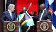 Lipputanko kaatui kesken presidentti Sauli Niinistön ja Etelä-Afrikan presidentin Cyril Ramaphosan tiedotustilaisuuden.