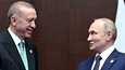 Turkin ja Venäjän presidentit tapasivat toisensa Astanassa viime lokakuussa.
