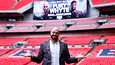 Tyson Fury kuvattiin Lontoon Wembleyllä, jossa WBC-liiton mestaruusottelu käydään.