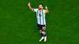 Lionel Messi tuuletti maaliaan.