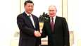 Kiinan presidentti Xi Jinping aloitti maanantaina kolmipäiväisen vierailunsa Moskovassa Venäjän presidentti Vladimir Putin vieraana.