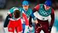 Venäläishiihtäjä Aleksandr Bolšunov (oik.) tulee maaliin sprinttikisassa vuoden 2018 olympiakisoissa. Venäläishiihtäjien paluu kansainvälisiin kisoihin on epävarmaa.