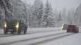 Lumi- ja räntäsateet ovat haitanneet liikennettä viikonlopun aikana.