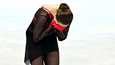 Venäjän olympiaurheilijoiden Kamilla Valijeva puhkesi kyyneliin epäonnistuttuaan vapaaohjelmassa.
