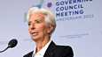 Euroopan keskuspankin pääjohtaja Christine Lagarde torstaina Amsterdamissa järjestetyssä lehdistötilaisuudessa.