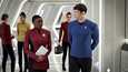 Uhura (vas.) ja Spock ovat olleet Star Trekin roolihenkilöitä vuosien 1966–1969 alkuperäissarjasta asti. Uhura oli 1960-luvun Yhdysvalloissa vallankumouksellisen itsenäinen musta roolihahmo. Vuoden 2022 uutuussarjassa Uhuraa ja Spockia näyttelevät Celia Rose Gooding ja Ethan Peck. 