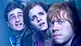 Harry Potter (Daniel Radcliffe), Hermione Granger (Emma Watson) ja Ron Weasley (Rupert Grint) Harry Potter ja Kuoleman varjelukset osa 2 -elokuvassa (2011)
