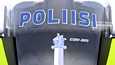 Helsingin poliisi antoi potkut maahanmuuttovastaisia mielipiteitä esittäneelle ylikonstaapelille.