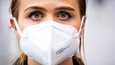 FFP2- ja FFP3 -tason maskien suojausteho esimerkiksi koronavirusta vastaan on huomattavasti parempi kuin yleisemmin käytettyjen suu-nenäsuojainten. Kuvituskuva.