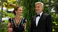 Julia Roberts ja George Clooney esittävät entistä avioparia Ticket to Paradise -elokuvassa.