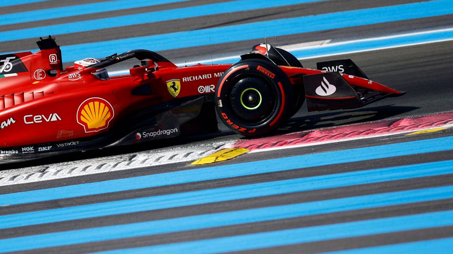 Formula 1 | Ferrarin Charles Leclerc ajoi paalulle Ranskassa