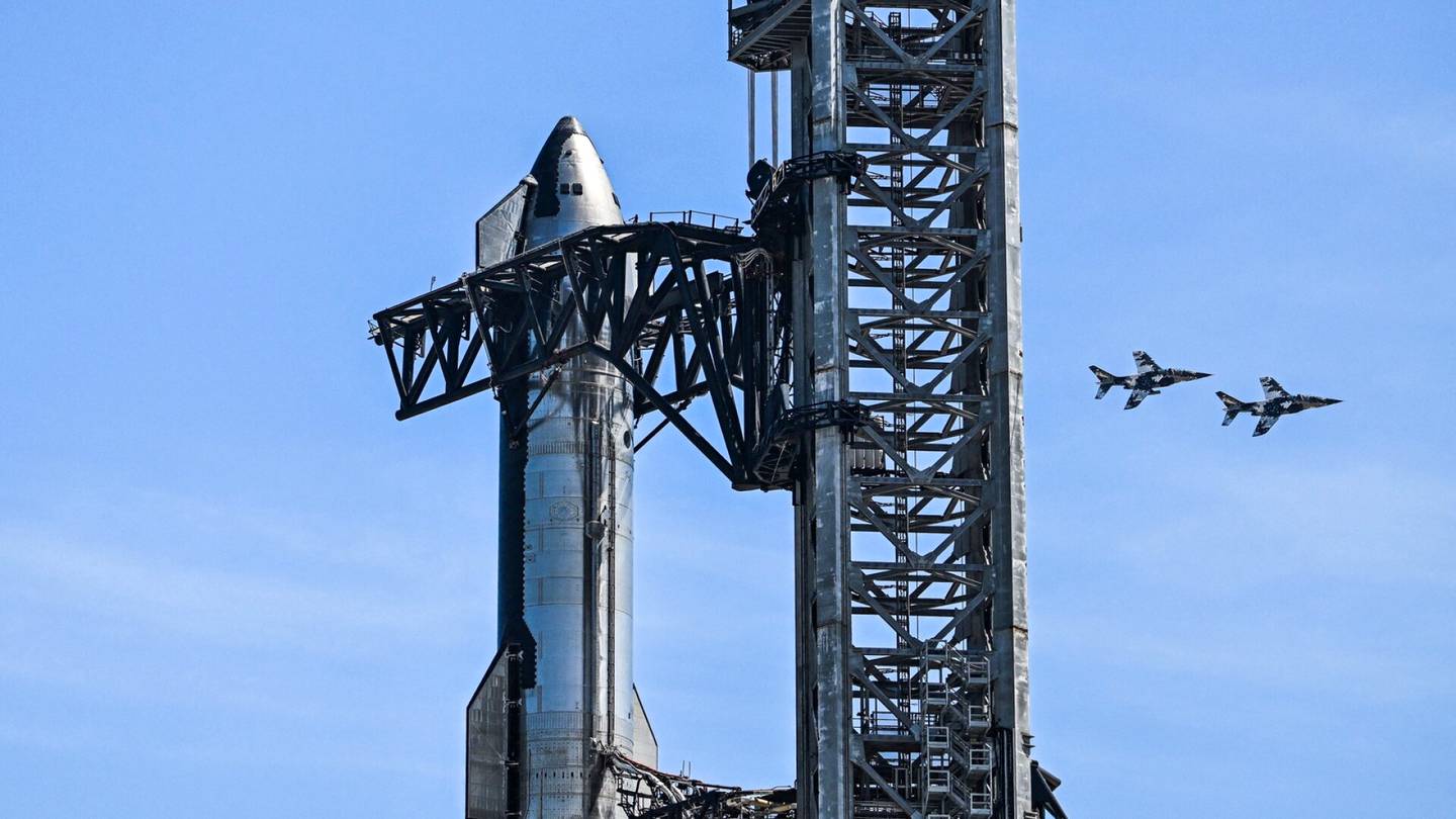Avaruuslennot  | SpaceX:n jätti­raketti Star­ship yrittää avaruuteen – HS näyttää suorana noin kello 14.00