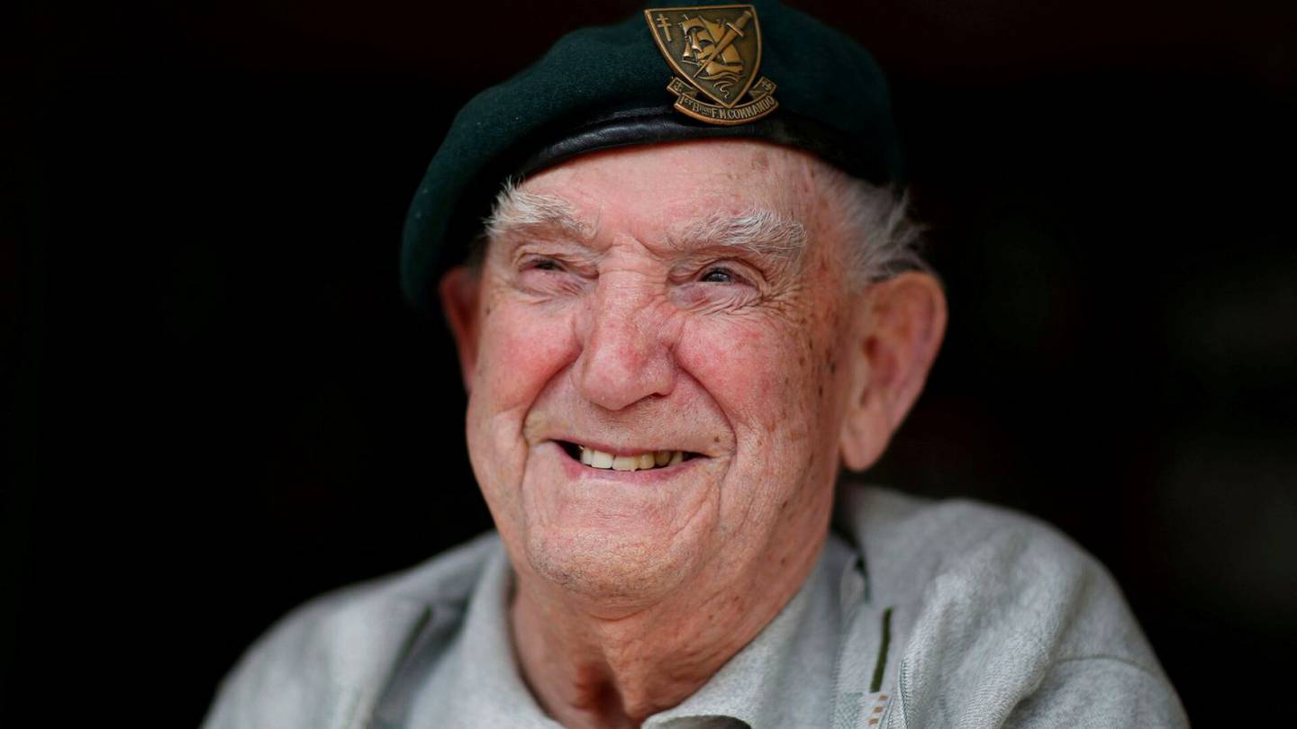 Toinen maailmansota | Viimeinen elossa ollut Normandian maihin­nousun ranskalais­veteraani kuoli 100-vuotiaana