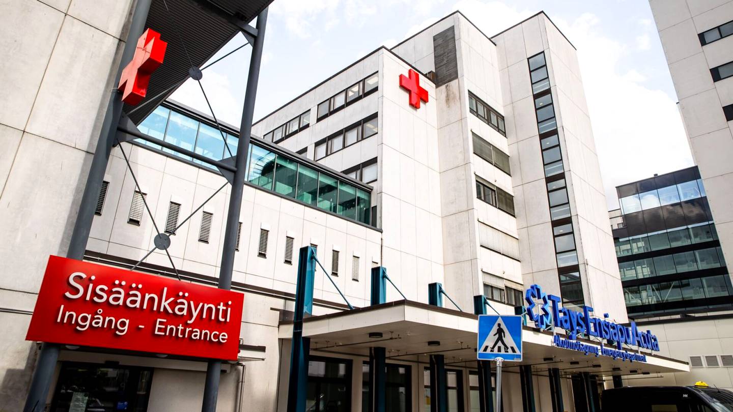 Päivystysruuhkat | Potilaat voivat pian joutua jonottamaan hoitoa ambulanssissa Tampereella