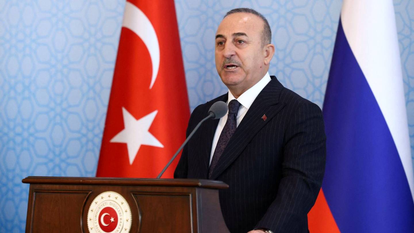 Nato | Turkin ulko­ministeri vaatii Ruotsilta ”konkreettisia askelia” taistelussa terrorismia vastaan