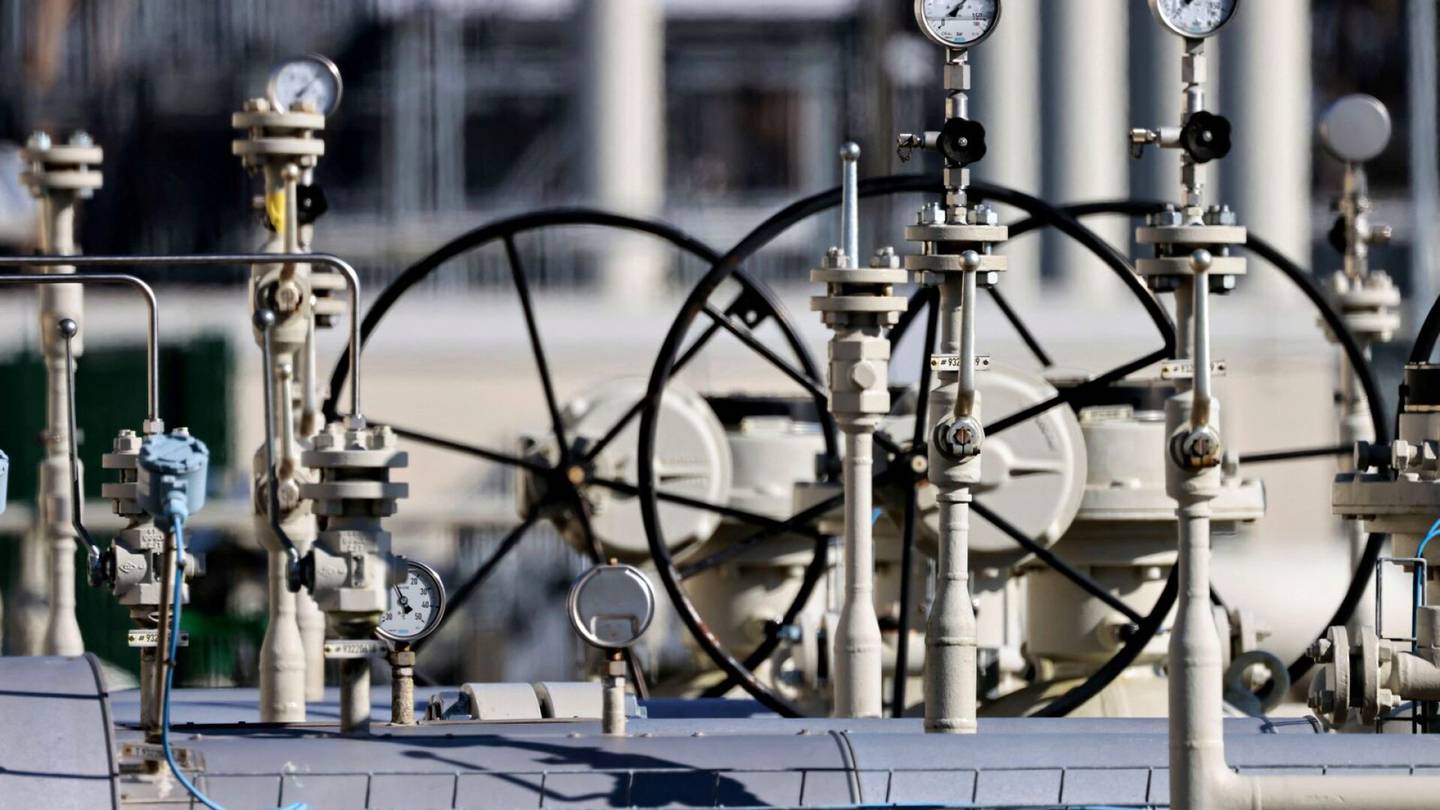 Kaasu | Gazprom katkaisee Nord Stream -putken kaasu­toimitukset kolmeksi päiväksi, kertoo syyksi huolto­työt