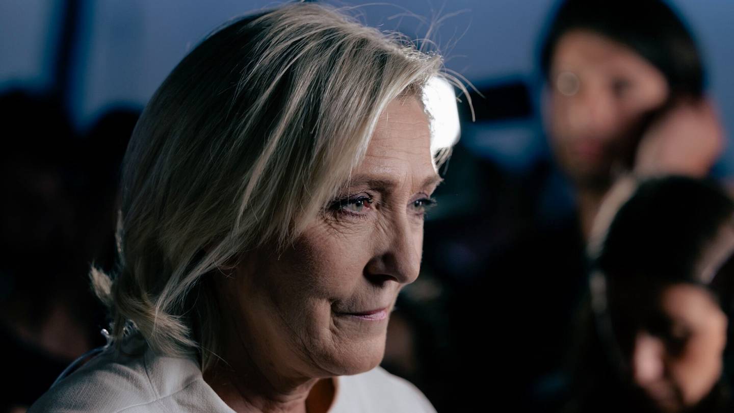 Ranska | Syyttäjä epäilee Marine Le Penin 2022 presidentin­vaali­kampanjaa petoksesta