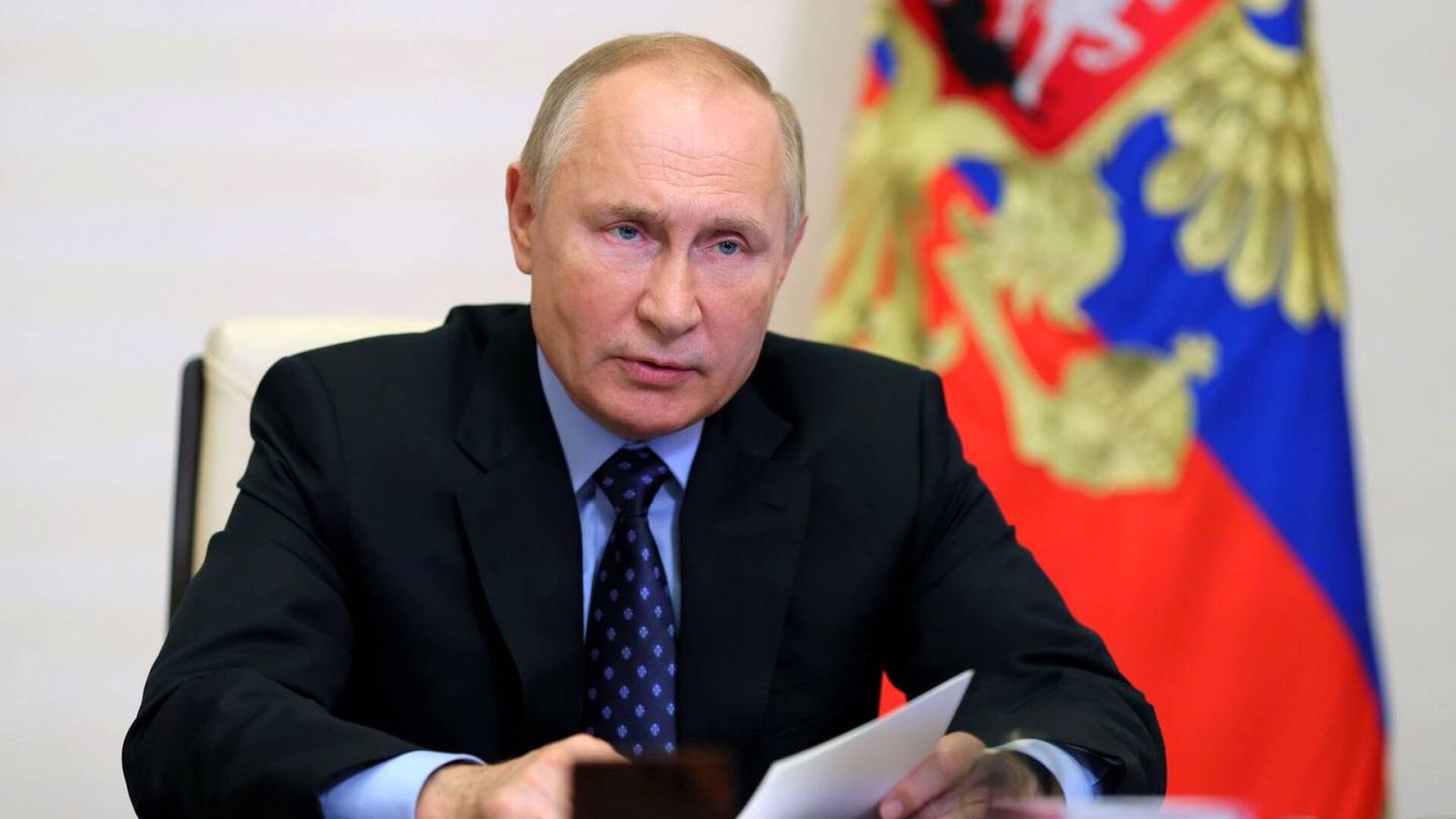 Energia | Venäjän presidentti Putin määräsi Gazpromin toimittamaan kaasua Euroopan varastoihin marraskuussa