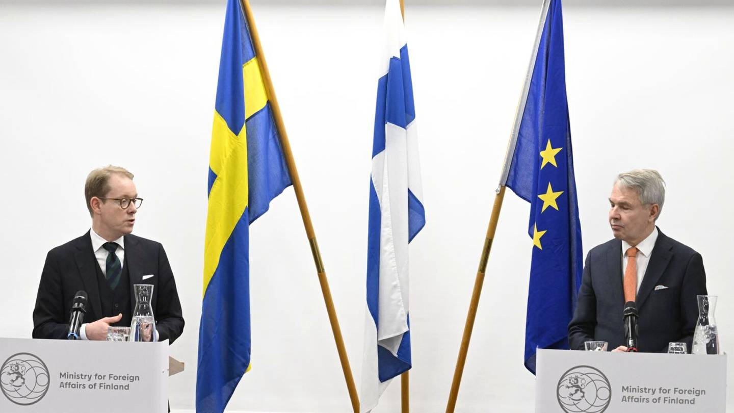 Ruotsi | Haavisto keskusteli puhelimessa Ruotsin ulko­ministerin kanssa