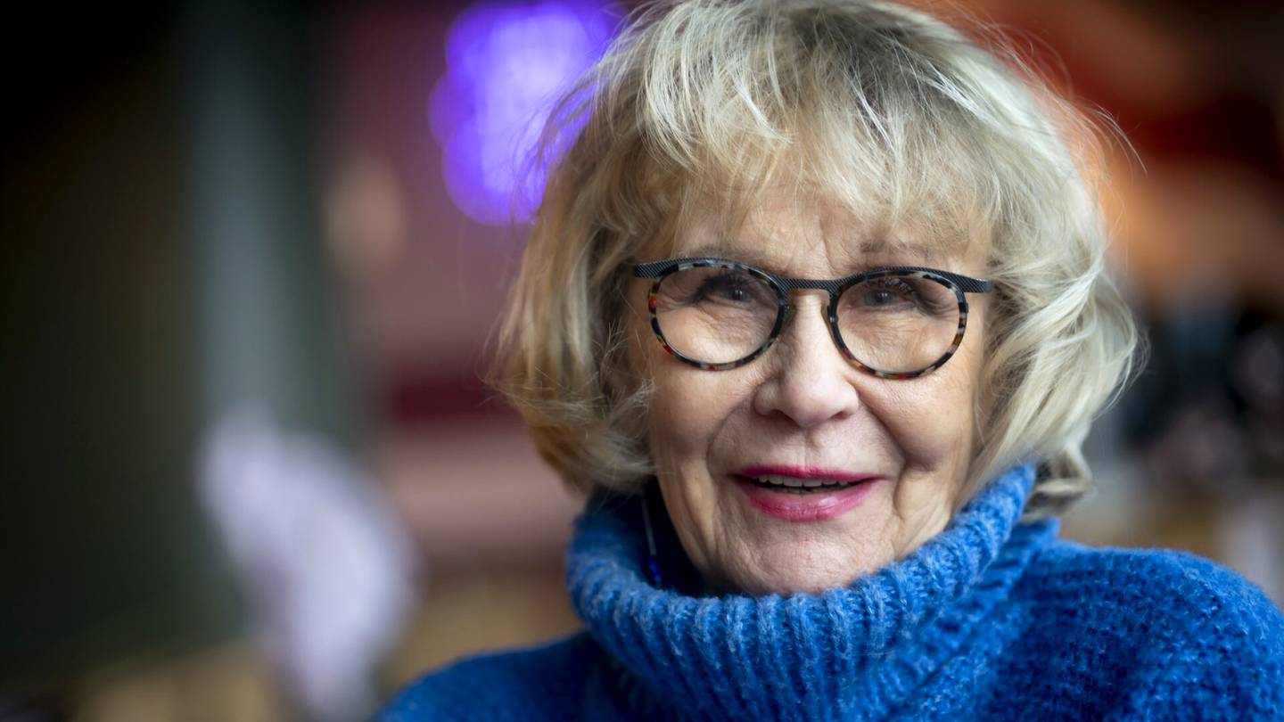 80-vuotias | Itsetunto on ollut koetuksella, rakastettu ja palkittu näyttelijä Eeva Litmanen tunnustaa