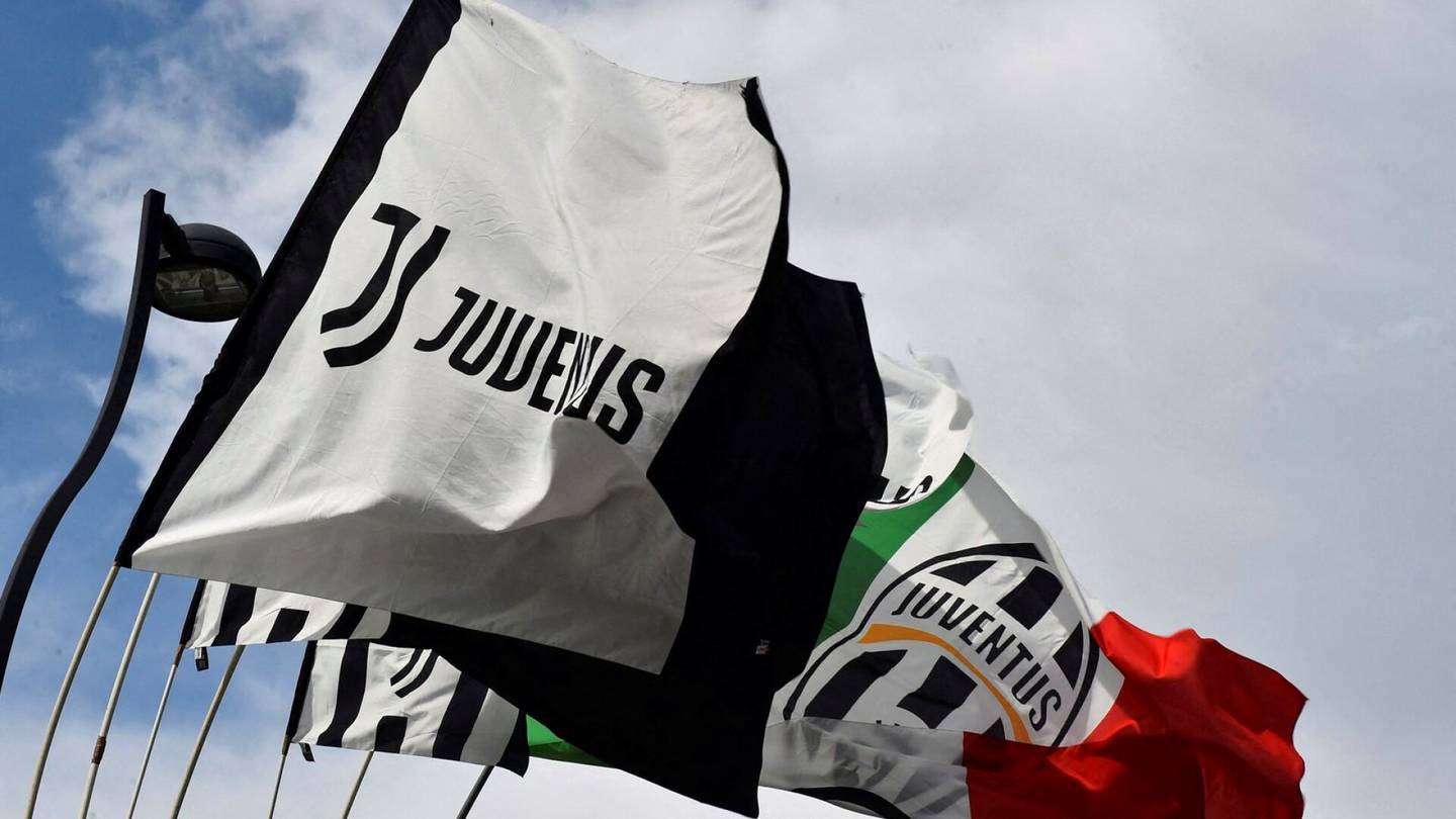 Jalkapallo | Juventus suljettiin ulos ensi kauden euro­kentiltä