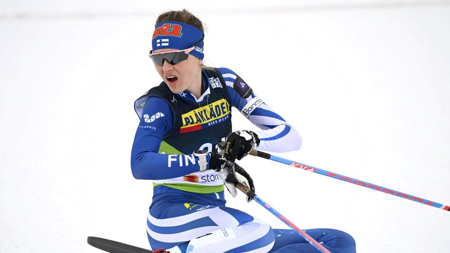 MM-hiihdot | Eveliina Piippo romahti maalissa – kannettiin reppuselässä pois