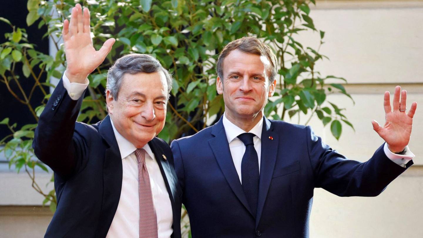 EU | Bloomberg: Macron käynyt keskusteluja Mario Draghin nostamisesta EU-komission johtoon