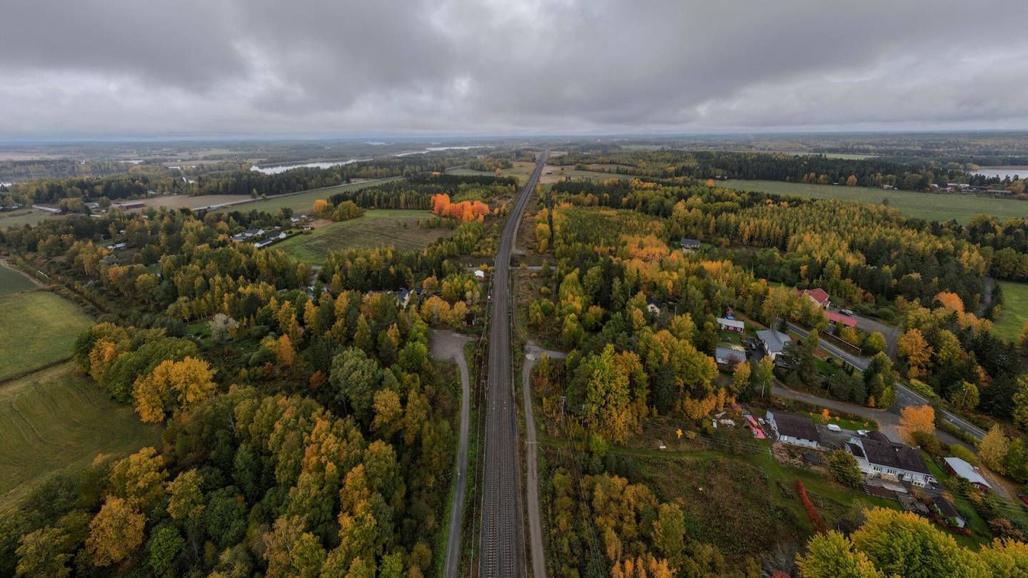 Junat | Miljardiraiteiden rakentamisesta valtavat ilmastopäästöt: Suomiradan päästöjen takaisinmaksuaika on yli 300 vuotta