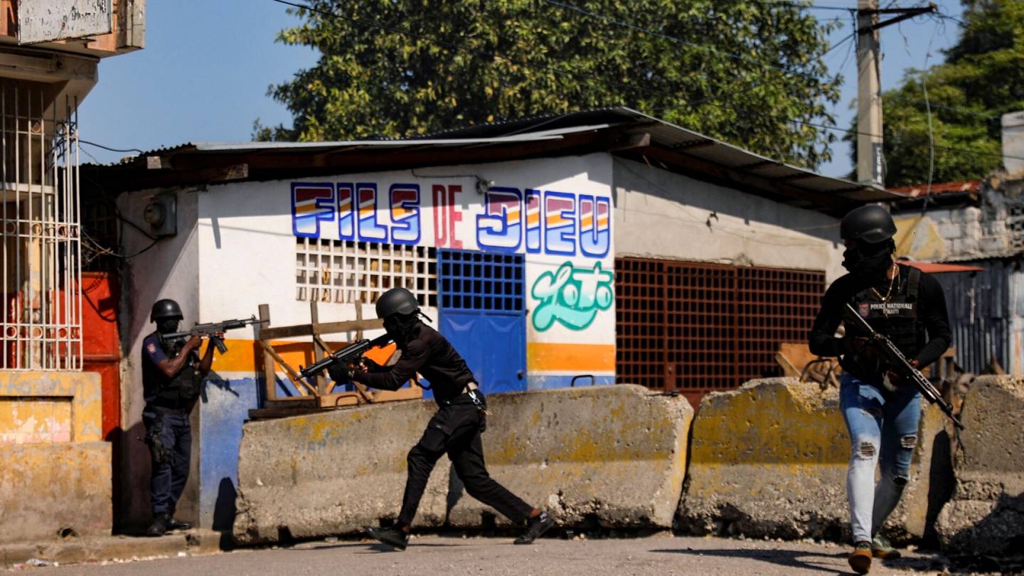 Haiti | ”Saan tietää, ovatko lapsenne Haitissa”, uhkailee jengipomo Haitin poliitikkoja