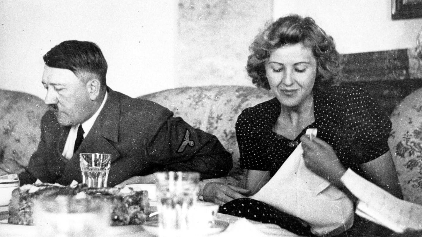 Kirja-arvio | Natsit shokeeraavat luotettavasti, tietää Jari Järvelä, joka on sepittänyt päivä­kirjaa Hitlerin morsiamelle