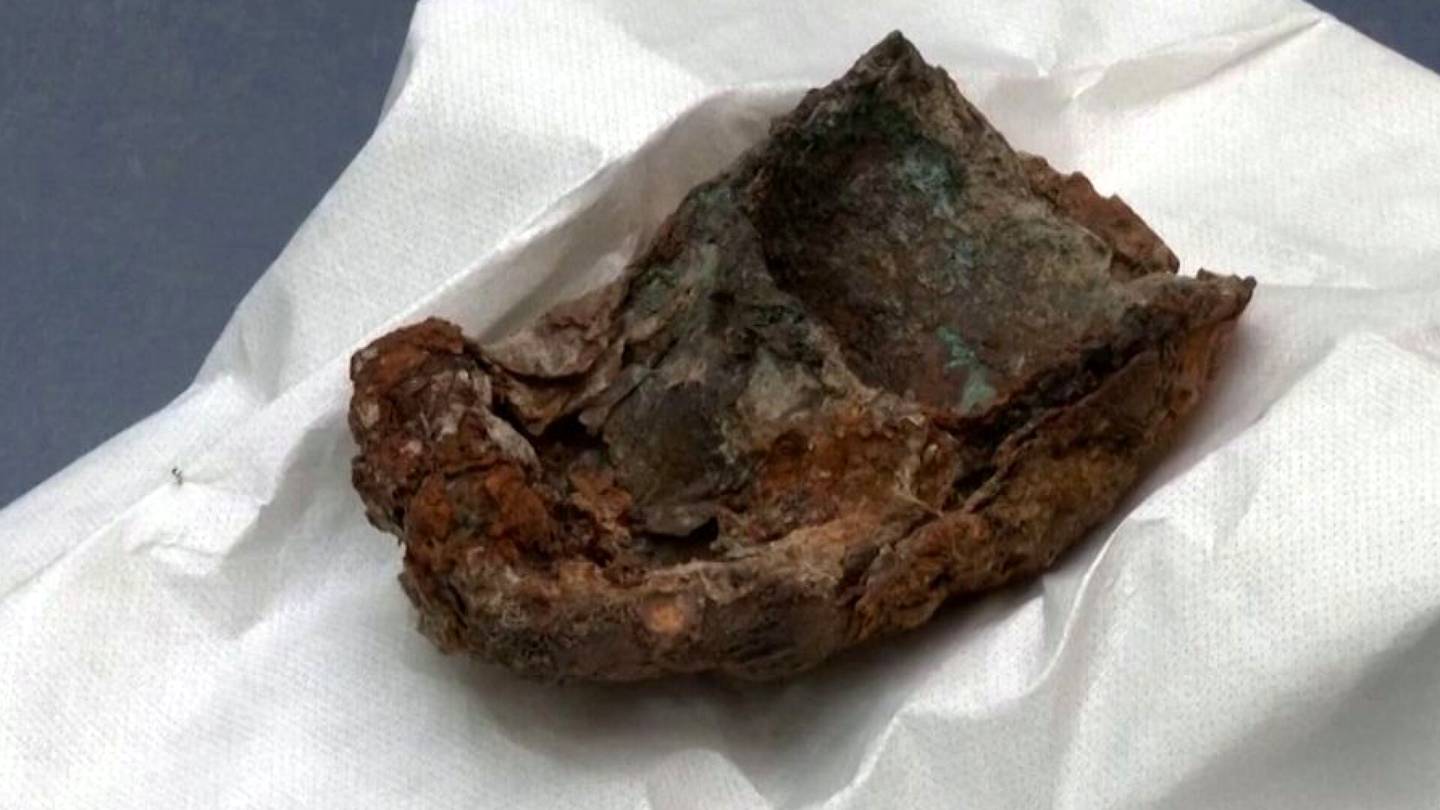 Video | Saksasta löydettiin jopa 500-vuotias rauta­käsi