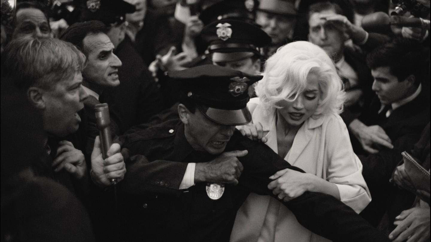 Elokuva-arvostelu | Blonde on lähes kolme tuntia kestävä kärsimys­näytelmä, jossa Marilyn Monroe kuvataan uhrina ilman omaa tahtoa