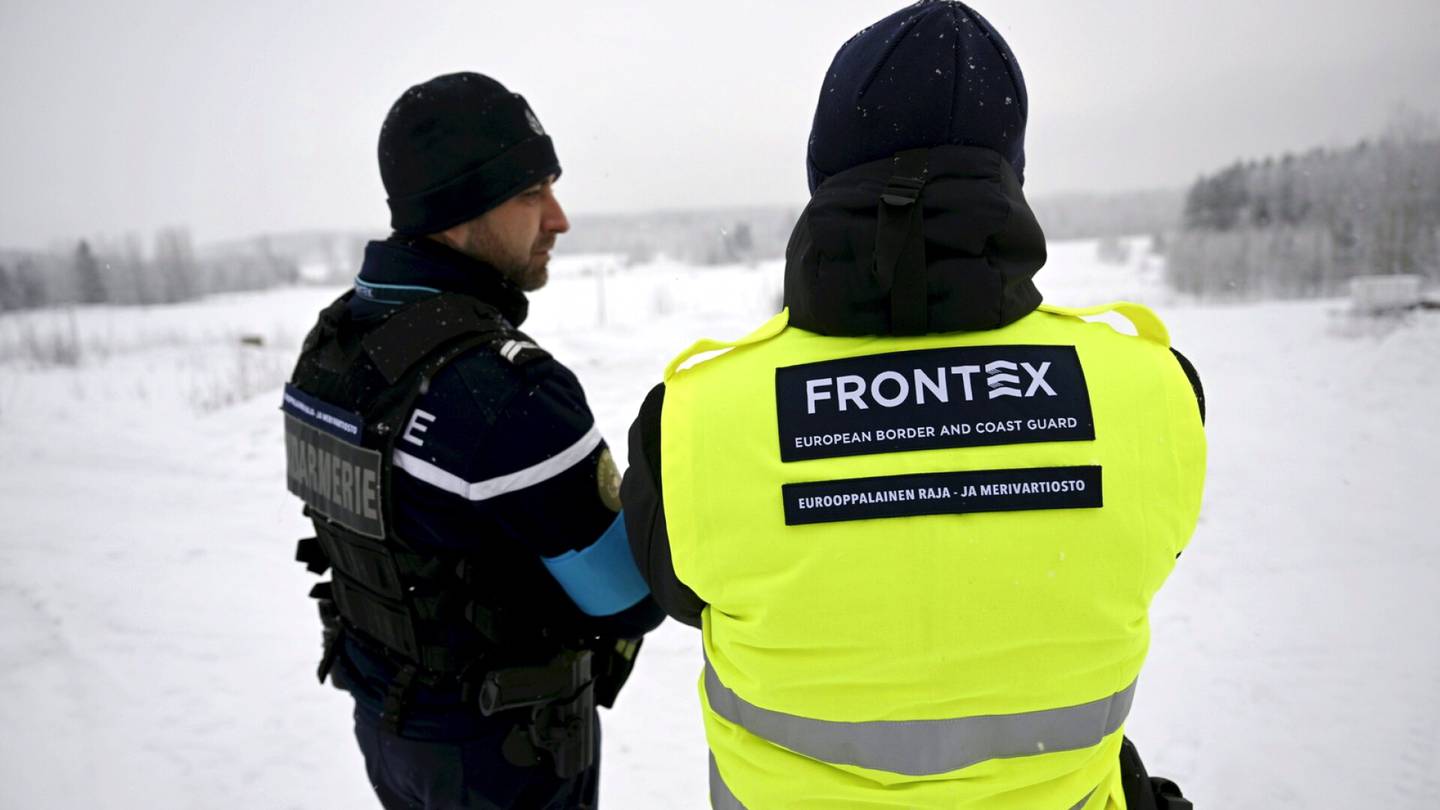 Itäraja | Uutissuomalainen: Frontexin raja­vartijat jatkamassa itä­rajan valvontaa pitkälle syksyyn