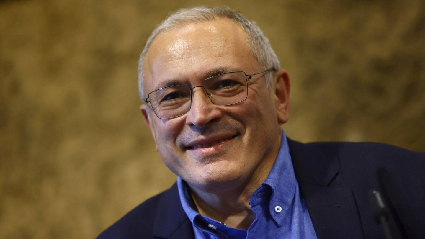 Venäjä | Maanpaossa elävä entinen oligarkki Mihail Hodorkovski vierailee tänään Suomessa