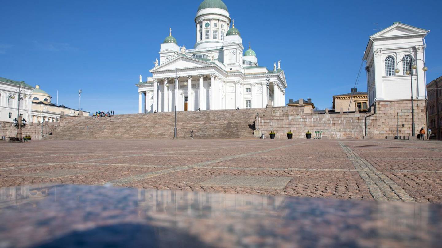 Helsinki | Senaatintorin laidalle avataan kesäterassi