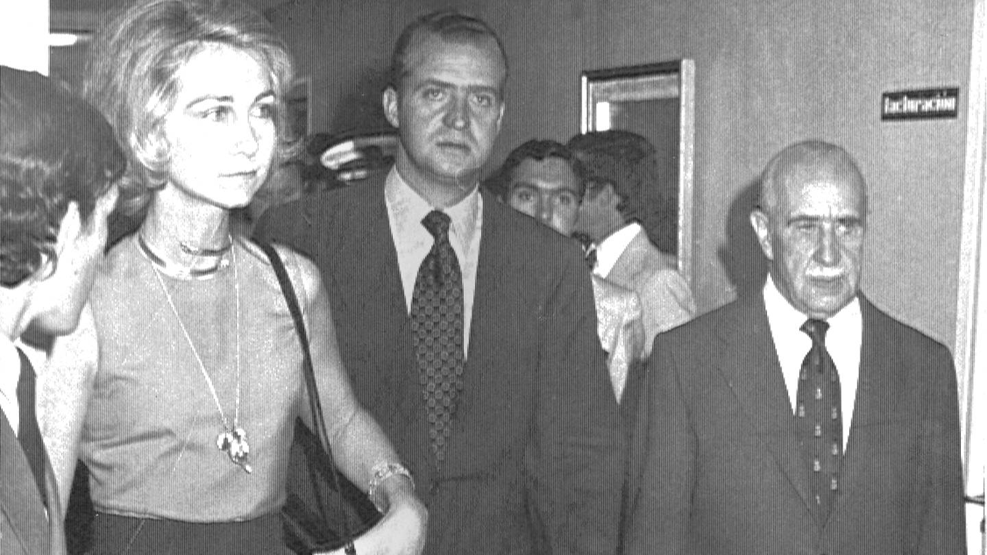 HS 50 vuotta sitten 20.7.1974 | Francon sairaus siirsi vallan Juan Carlosille