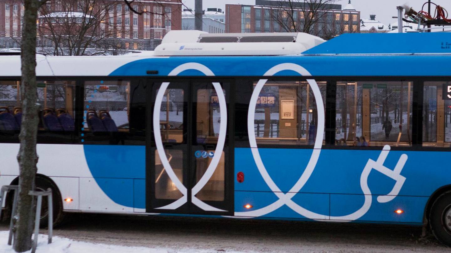 Joukkoliikenne | Helsingin seudulla alkaa liikennöidä lähes 50 uutta sähköbussia ensi vuonna