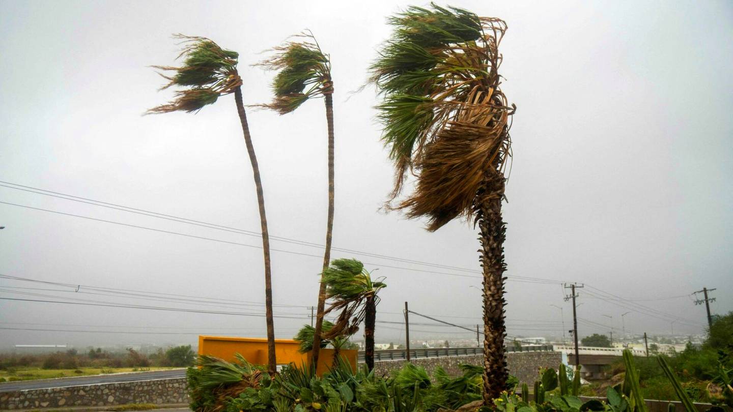 Hirmumyrskyt | Hurrikaanit uhkaavat Meksikoa ja Guadeloupea – luvassa tuulta ja tulvia