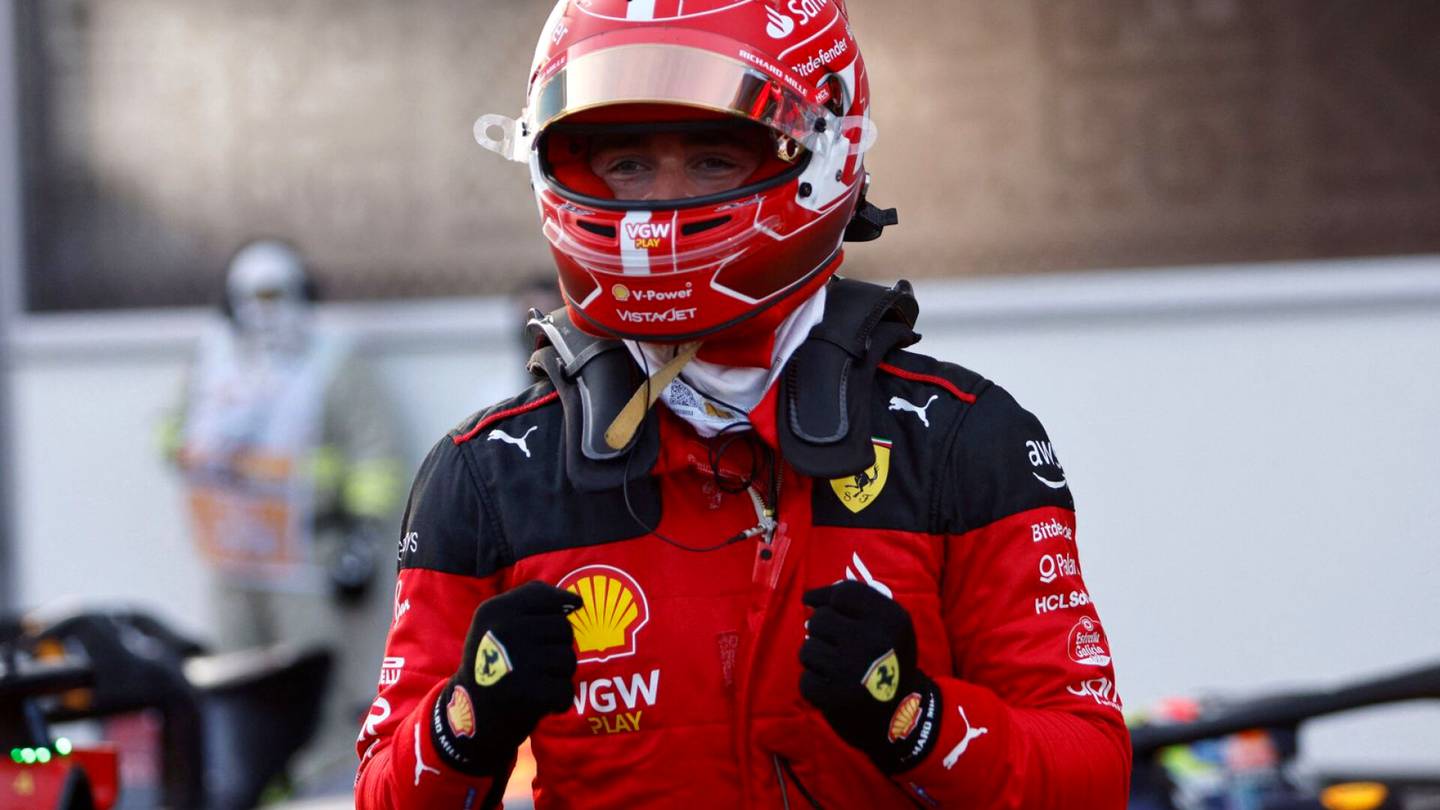 Formula 1 | Ferrarin Charles Leclerc ajoi ykköseksi aika-ajoissa Bakussa