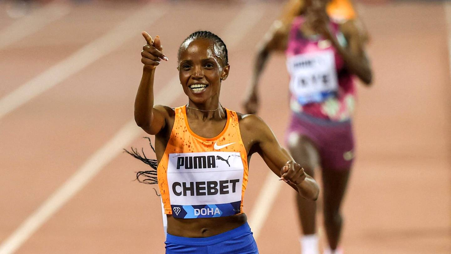 Yleisurheilu | Kenialainen Beatrice Chebet teki huiman maailmanennätyksen 10 000 metrillä