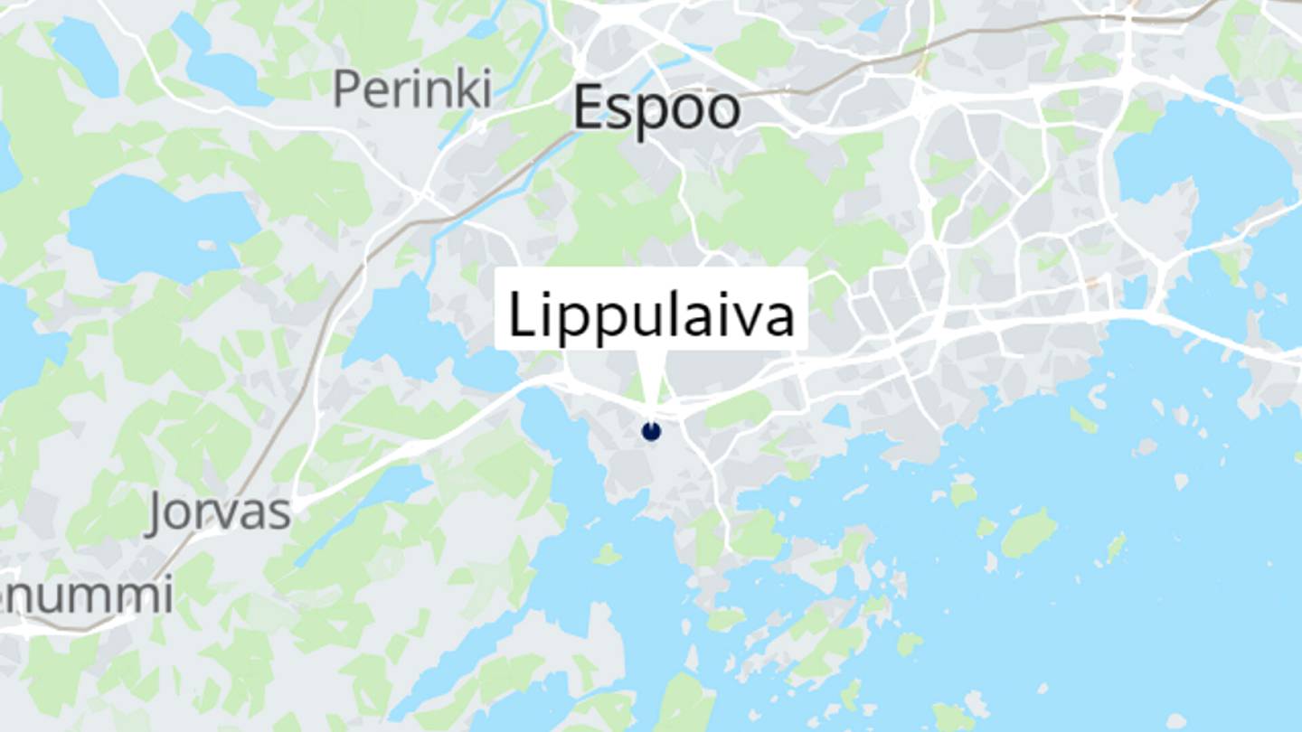 Espoo | Lippu­laivassa syttyi rasva­palo, yksi sairaalaan – Kauppa­keskus tyhjennettiin asiakkaista