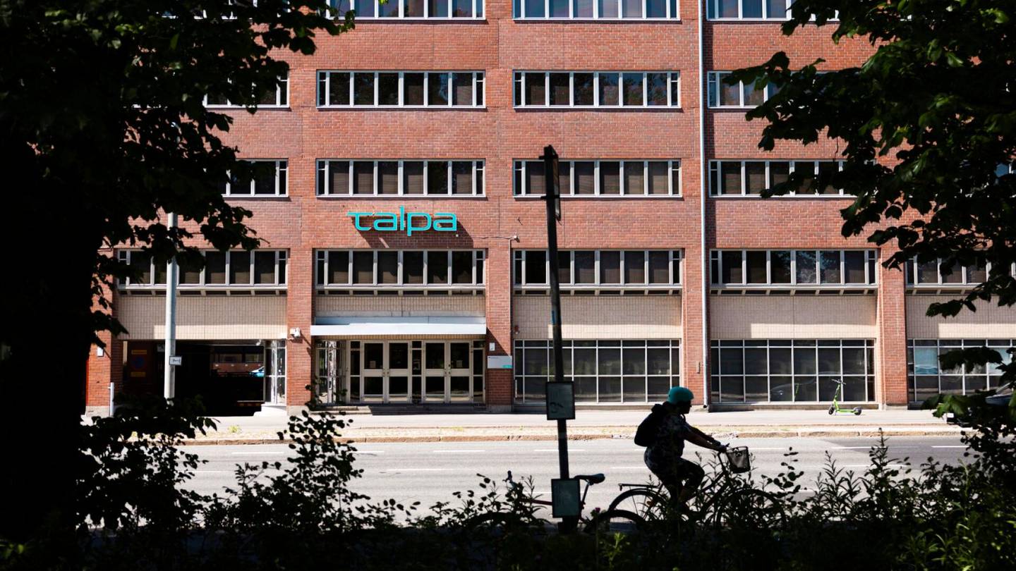 Helsingin palkkasotku | Kaupunki tuomittiin palkka­sotkusta 9 000 euron sakkoihin