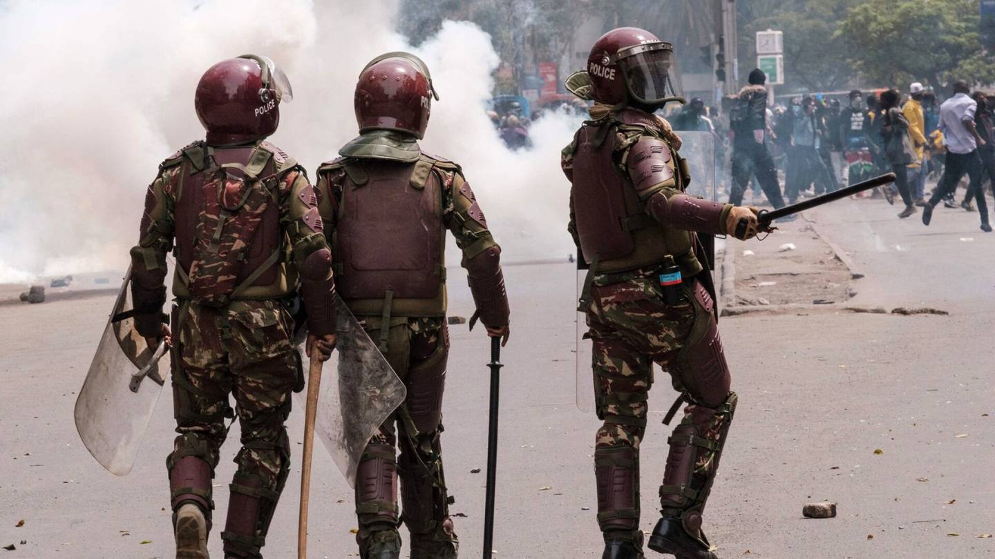 Kenia | Levottomuudet jatkuvat: poliisi ampui kyynelkaasua Nairobissa