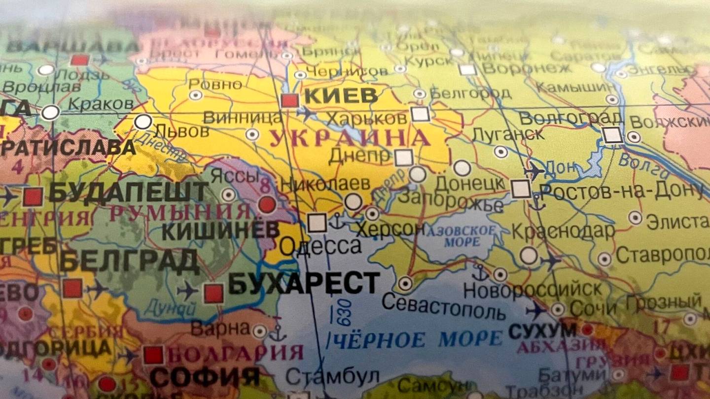 Disinformaatio | Moskovassa myydään karttoja, joissa ”uudet alueet” esitetään osana Venäjää