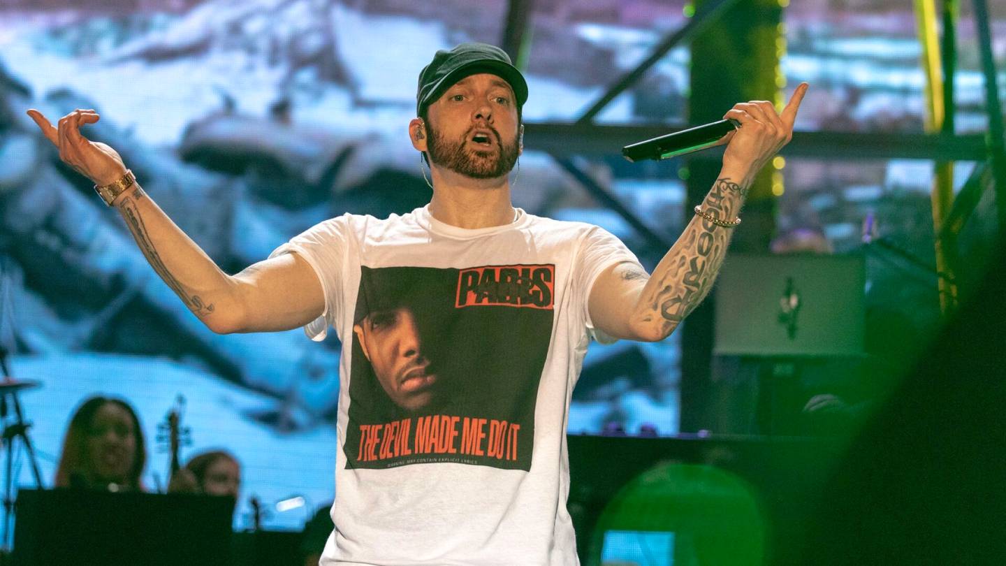 Musiikki | ”Taikansa kadottaneen” Eminemin uutuus­levylle täys­tyrmäys kansain­välisessä mediassa