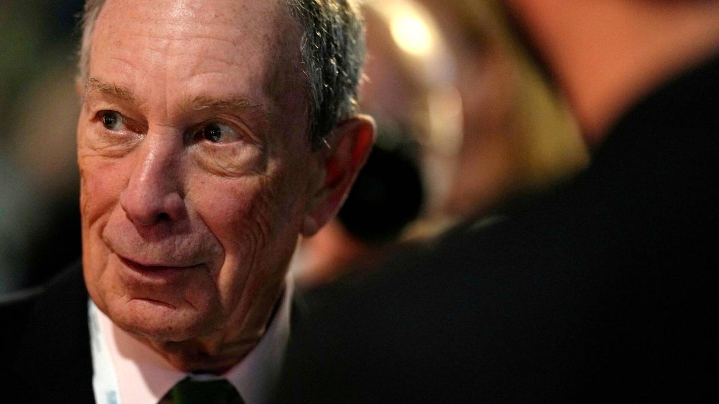 Mediayhtiöt | Michael Bloomberg harkitsee ostavansa WSJ:n kustantajan tai The Washington Postin