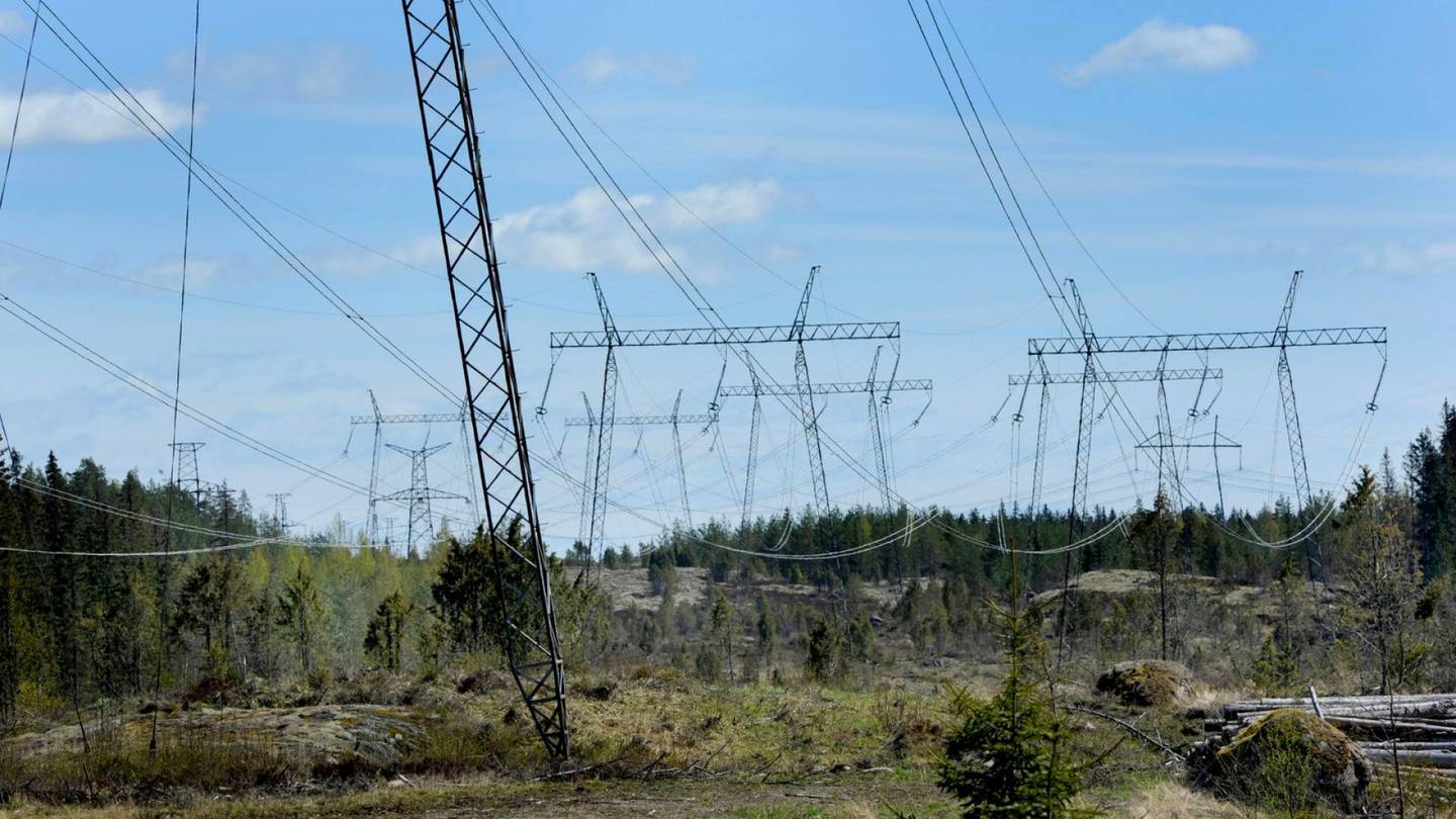 Energia | Näin Suomi varautuu sähkö­pulaan: Pahimmillaan sähköt katkais­taisiin osassa maata pariksi tunniksi