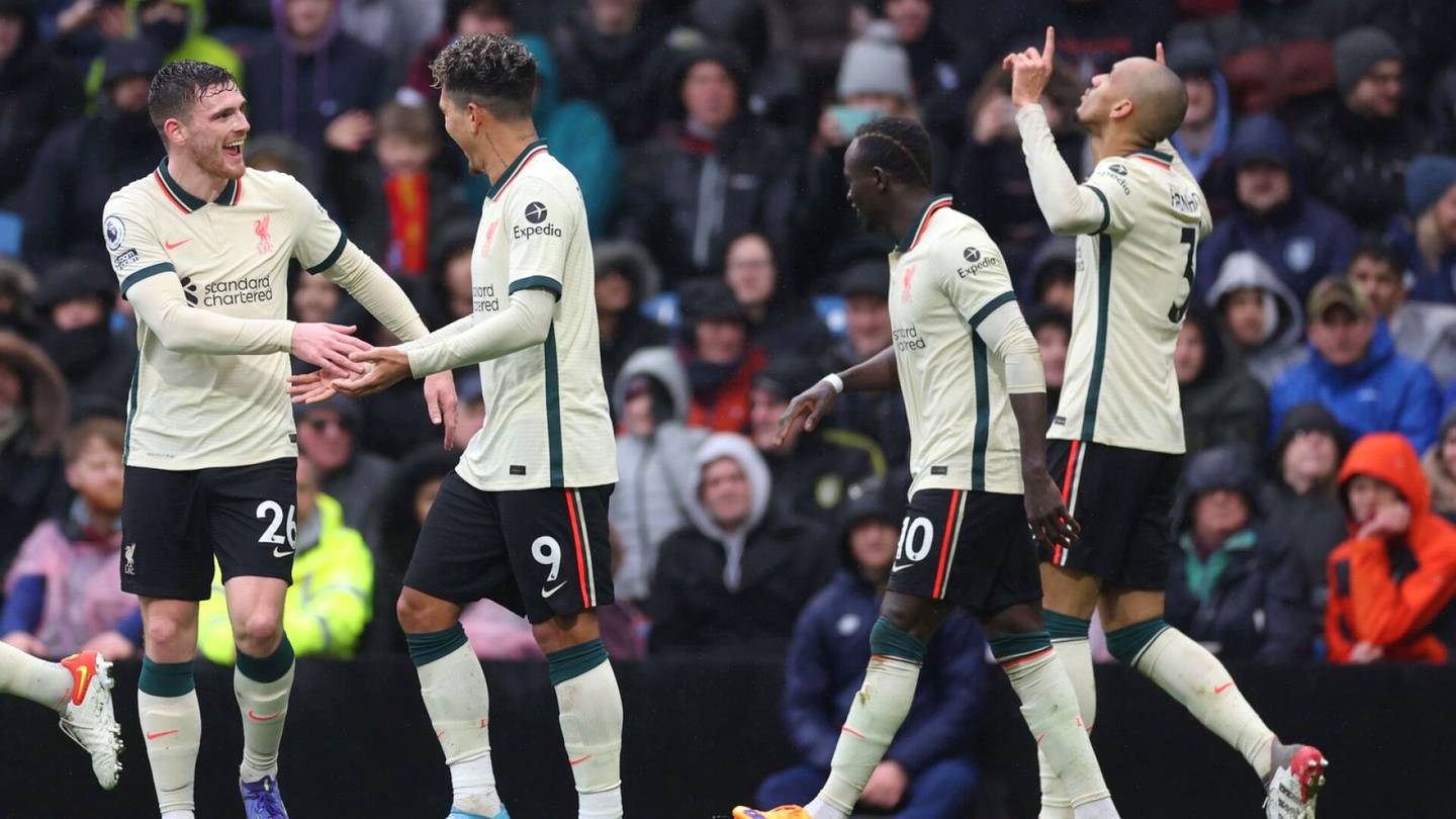 Jalkapallo | Liverpool kukisti valioliigajumbo Burnleyn ja Wolverhampton lannisti alavireisen Tottenhamin, West Hamin kissanrääkkääjä puuttui kentältä